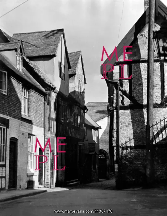 : FISH STREET, SHREWSBURY : FISH STREET, SHREWSBURY