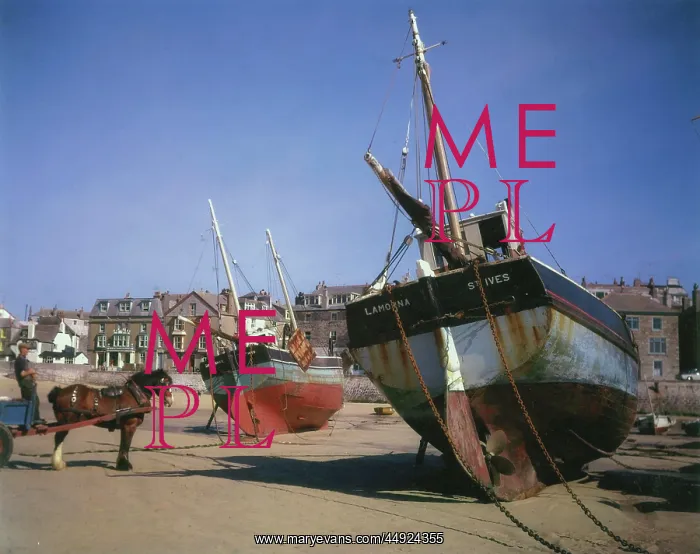 : Fishing boats on St Ives beach, Cornwall : Fishing boats on St Ives beach, Cornwall