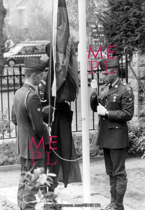 : Flag changing at the US town major's in Berlin : Flag changing at the US town major's in Berlin