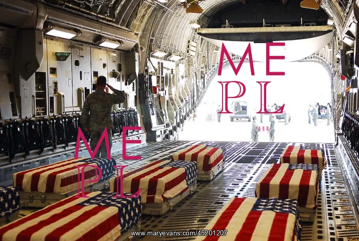 : Flag draped coffins of five US soldiers ? : Flag draped coffins of five US soldiers ?