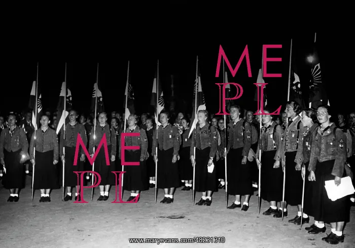 : Flags presentation of the BDM in Berlin, 1936 : Flags presentation of the BDM in Berlin, 1936