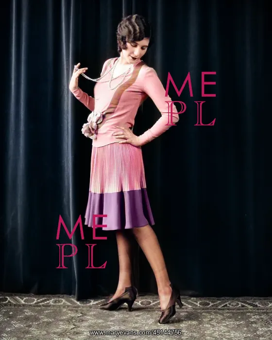 : Flapper Woman Posing Hand on Hip Holding String : Flapper Woman Posing Hand on Hip Holding String