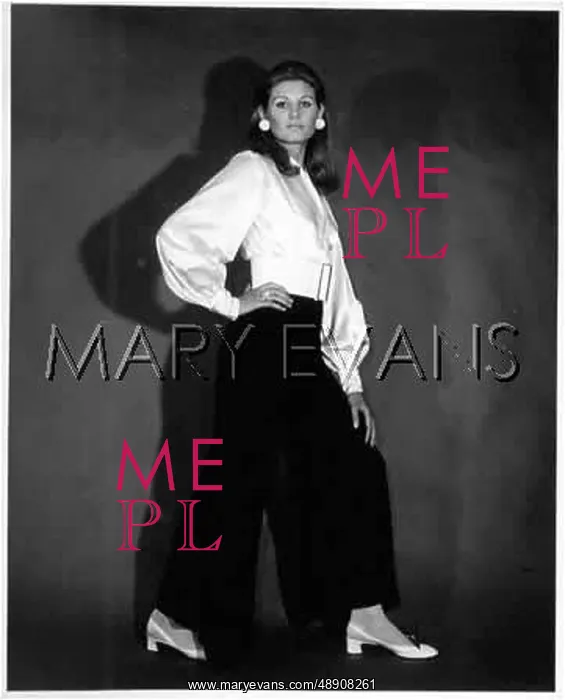 : FLARES & BUTTON EARRINGS : FLARES & BUTTON EARRINGS
