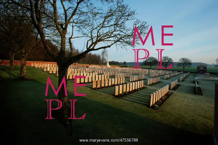  : Flatiron Copse Cemetery