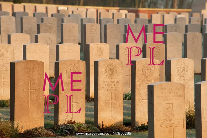 : Flatiron Copse Cemetery - Somme Battlefield : Flatiron Copse Cemetery - Somme Battlefield