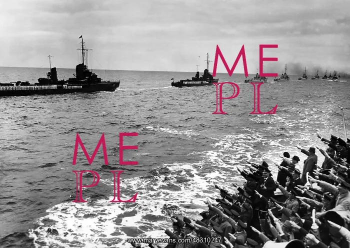 : Fleet review after the completion of the naval exercises : Fleet review after the completion of the naval exercises