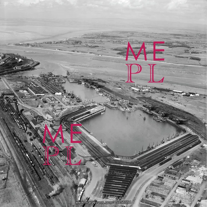 : Fleetwood Docks : Fleetwood Docks