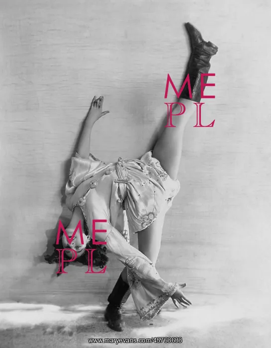  : Flexible dancer bending over backwards