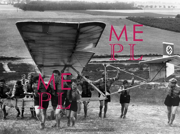 : Flieger- HJ members pull a glider at Perleberg, 1939 : Flieger- HJ members pull a glider at Perleberg, 1939