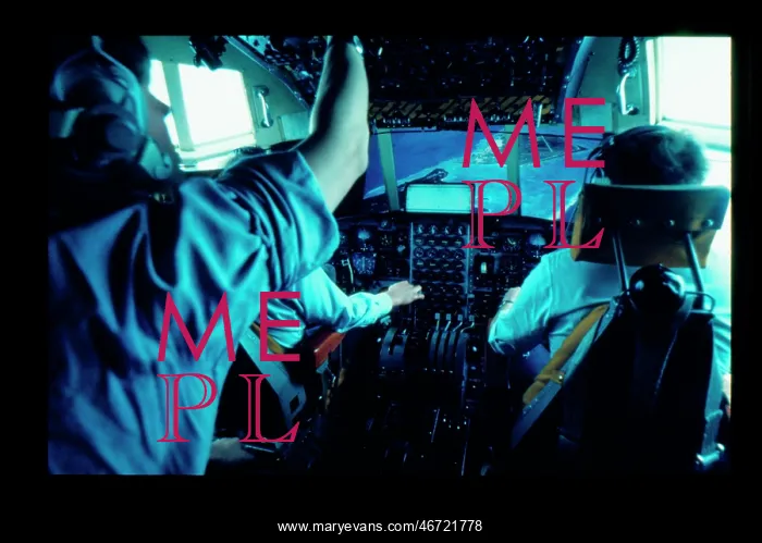 : Flight simulator in use, RAF Lyneham, Wiltshire : Flight simulator in use, RAF Lyneham, Wiltshire