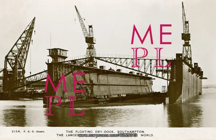 : Floating Dry-dock, Southampton : Floating Dry-dock, Southampton