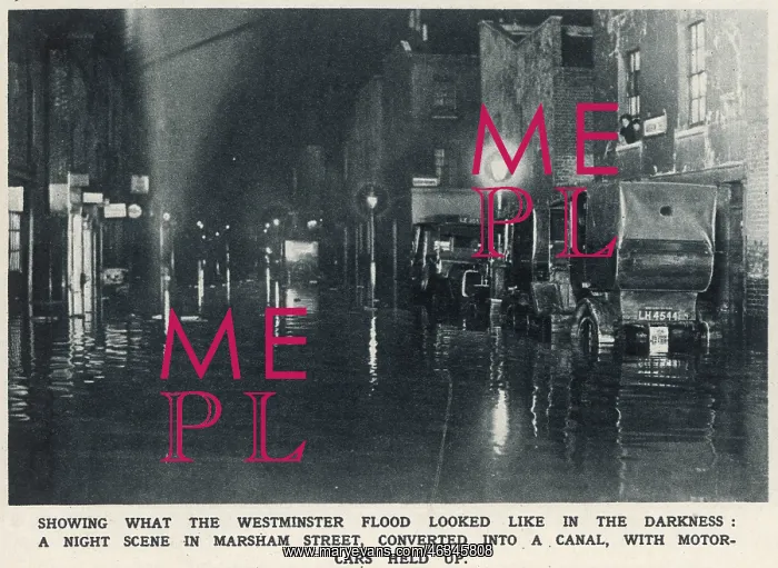 : Flooded London streets 1928 : Flooded London streets 1928