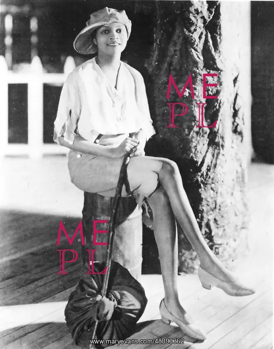 : Florence Mills in Dover Street to Dixie : Florence Mills in Dover Street to Dixie