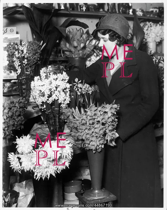 : FLORIST 1930S : FLORIST 1930S