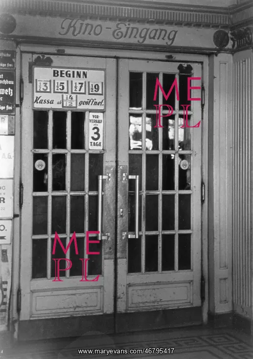 : Flotten Cinema : Flotten Cinema