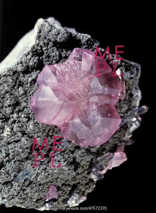 : Fluorite comprises of (calcium fluoride) : Fluorite comprises of (calcium fluoride)