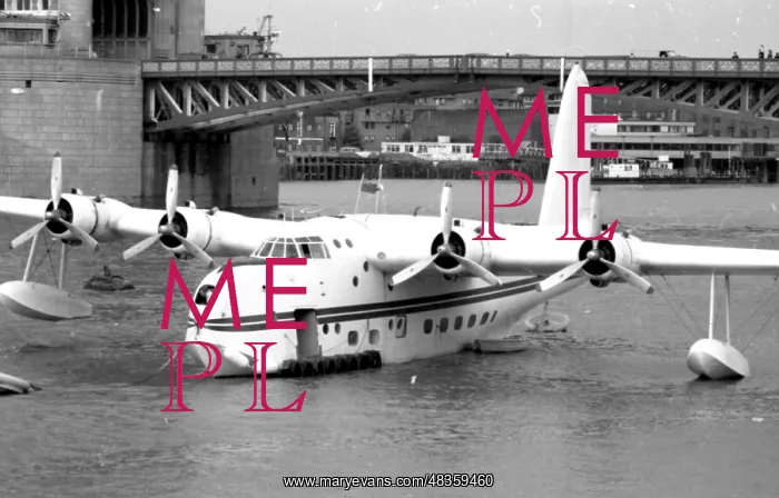 : Flying boat on the Thames : Flying boat on the Thames
