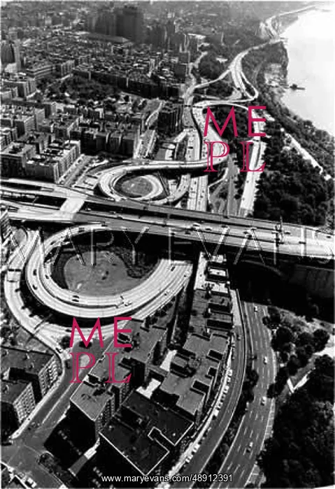 : FLYOVER / UNDERPASS : FLYOVER / UNDERPASS