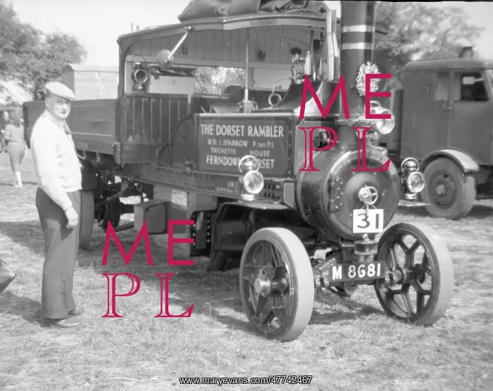 : Foden 5 ton Steam Wagon M8681 : Foden 5 ton Steam Wagon M8681
