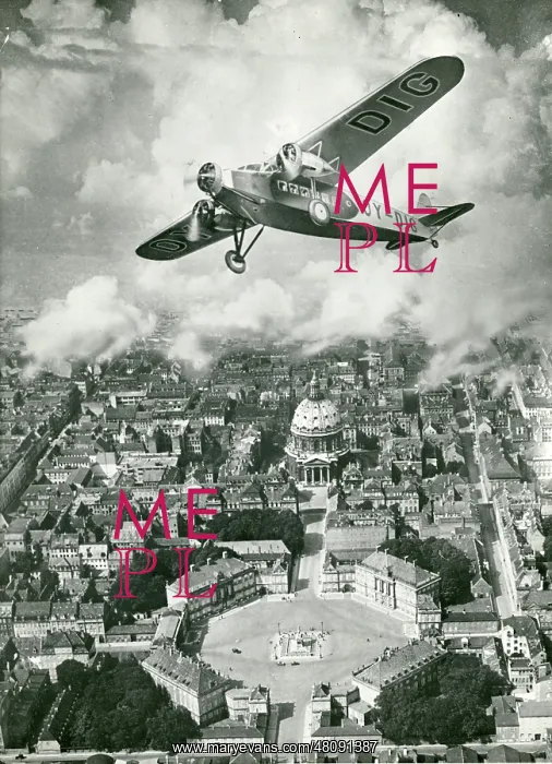 : Fokker FXII, OY-DIG, over the castle of Amalienborg : Fokker FXII, OY-DIG, over the castle of Amalienborg