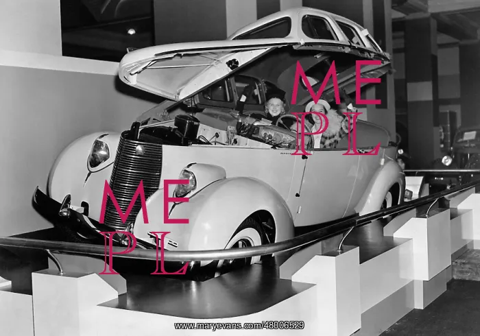 : Folding Studebaker, 1937 : Folding Studebaker, 1937