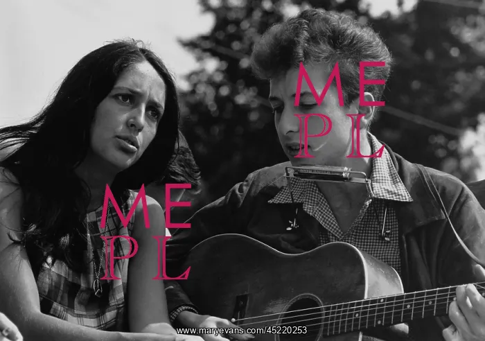: Folk singers Joan Baez and Bob Dylan singing ? : Folk singers Joan Baez and Bob Dylan singing ?