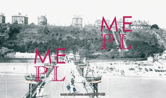  : Folkestone, The Leas from the Pier 1909