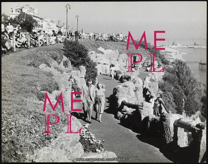 : FOLKSTONE / KENT / 1950S : FOLKSTONE / KENT / 1950S