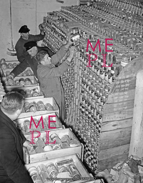 : Food is sent from Berlin to Vienna, 1938 : Food is sent from Berlin to Vienna, 1938