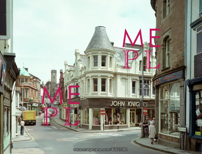 : Fore Street, Redruth : Fore Street, Redruth