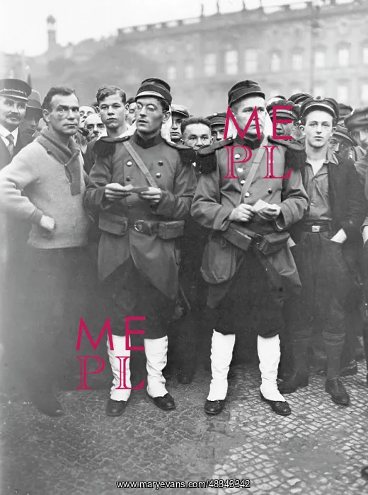 : Two former Foreign Legion men at a KPD rally, 1929 : Two former Foreign Legion men at a KPD rally, 1929