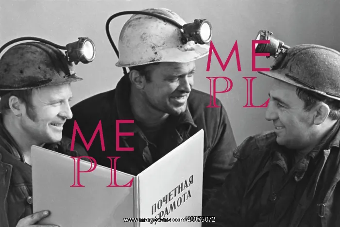 : Foreman-miner G. Smirnov with co-workers : Foreman-miner G. Smirnov with co-workers