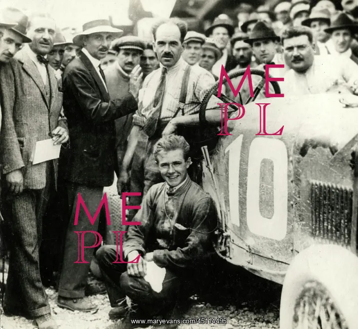 : Foresti and Villa in front of Itala cockpit Car : Foresti and Villa in front of Itala cockpit Car
