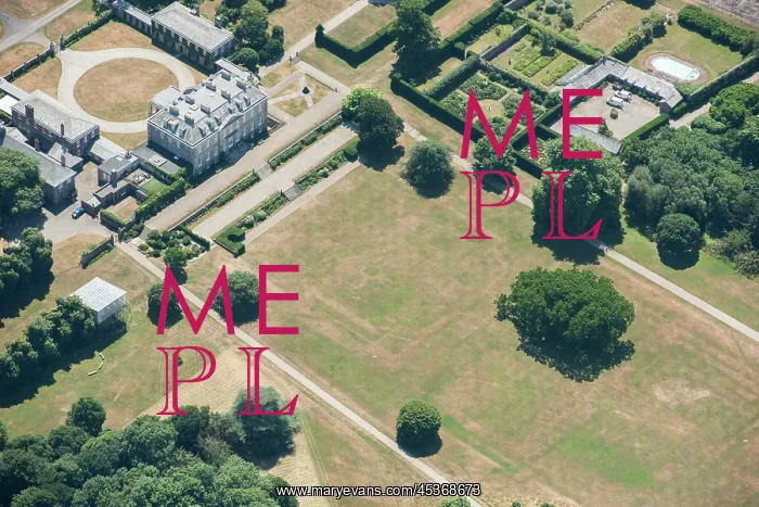 : Formal garden parchmark showing in the very hot : Formal garden parchmark showing in the very hot