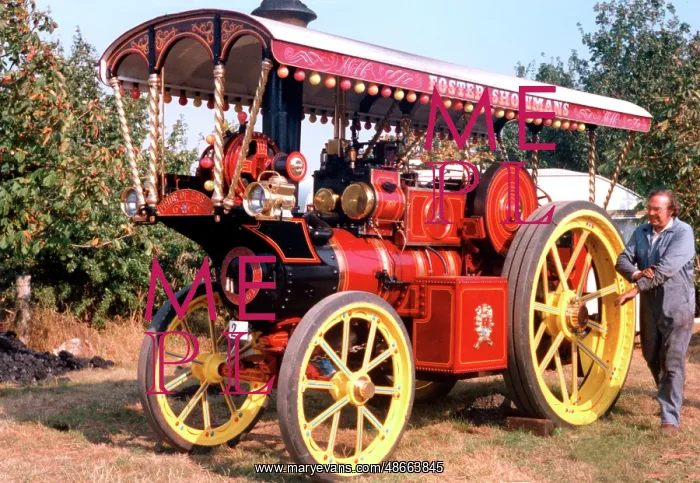 : Foster Showman's Tractor number: 13036, Pride of Essex : Foster Showman's Tractor number: 13036, Pride of Essex