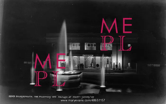 : The Fountain and Pavilion at Night : The Fountain and Pavilion at Night
