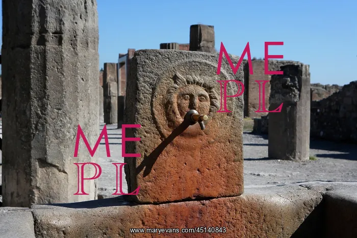 : Fountain, Pompeii, Italy : Fountain, Pompeii, Italy