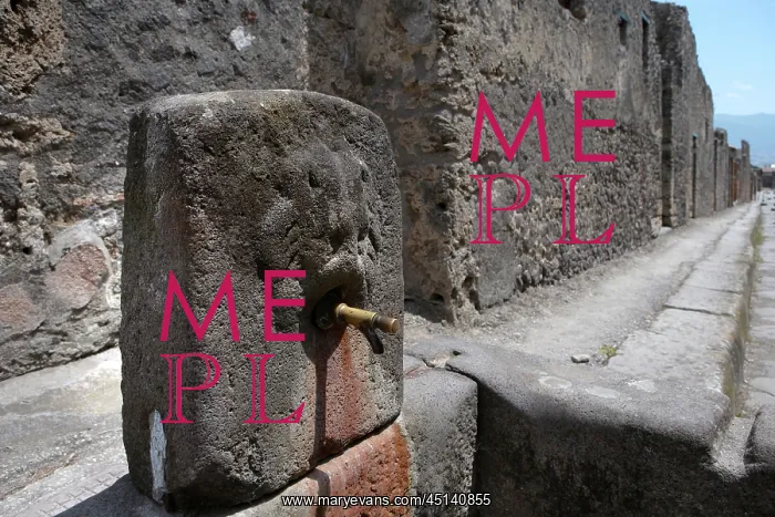 : Fountain, Pompeii, Italy : Fountain, Pompeii, Italy