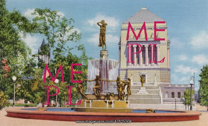 : Fountain in University Park, Indianapolis, Indiana, USA : Fountain in University Park, Indianapolis, Indiana, USA
