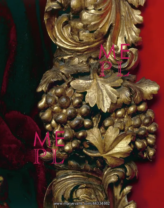 : Frame in wood with carved : Frame in wood with carved