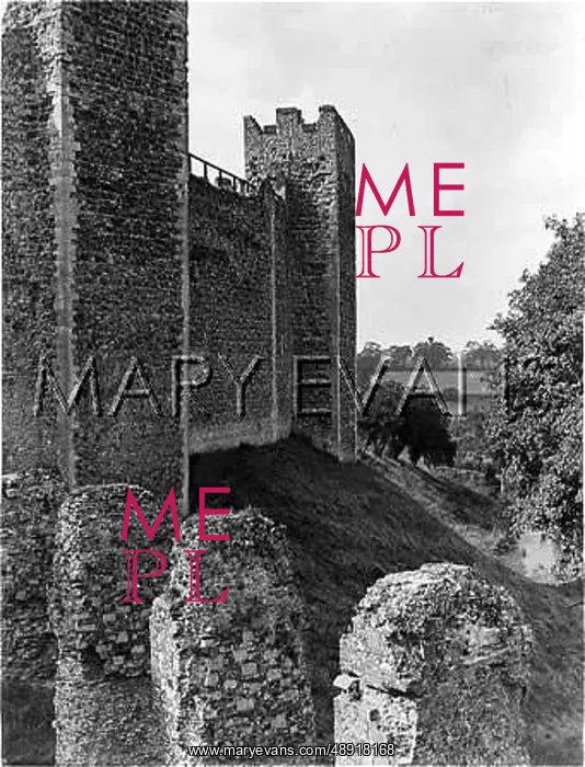 : FRAMLINGHAM CASTLE : FRAMLINGHAM CASTLE
