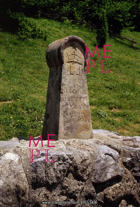 : France. Medieval stele, erected in 1960, in memory of the Ca : France. Medieval stele, erected in 1960, in memory of the Ca
