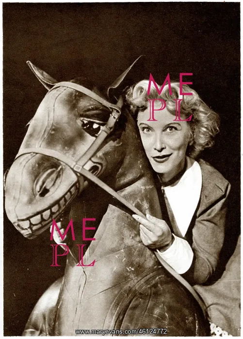 : Frances Day in The Fleet's Lit Up at the London Hippodrome : Frances Day in The Fleet's Lit Up at the London Hippodrome