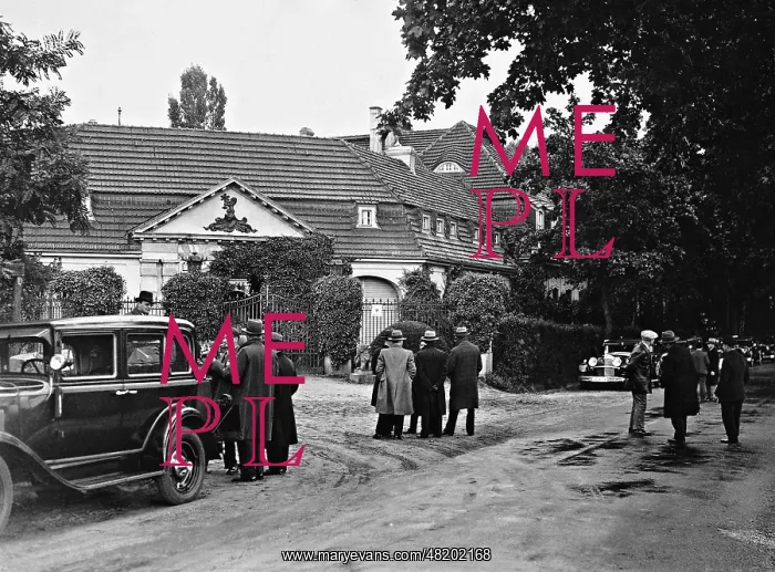 : Franco-German conference in Berlin, 1931 : Franco-German conference in Berlin, 1931