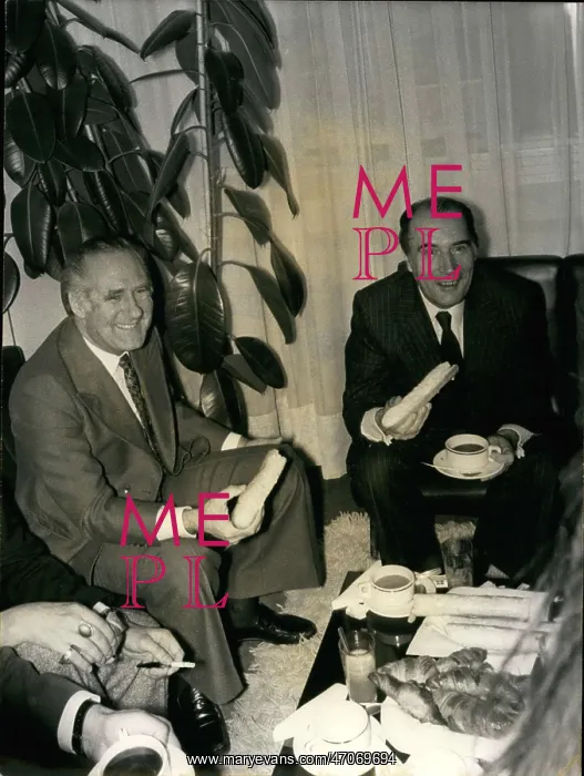 : Francois Mitterrand and Jacques Sallebert, breakfast : Francois Mitterrand and Jacques Sallebert, breakfast