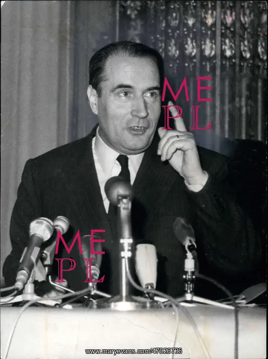 : Francois Mitterrand at press conference : Francois Mitterrand at press conference