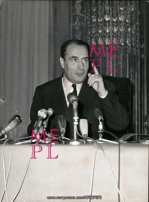  : Francois Mitterrand at press conference