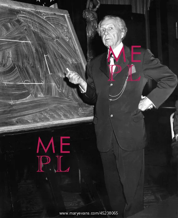 : Frank Lloyd Wright : Frank Lloyd Wright