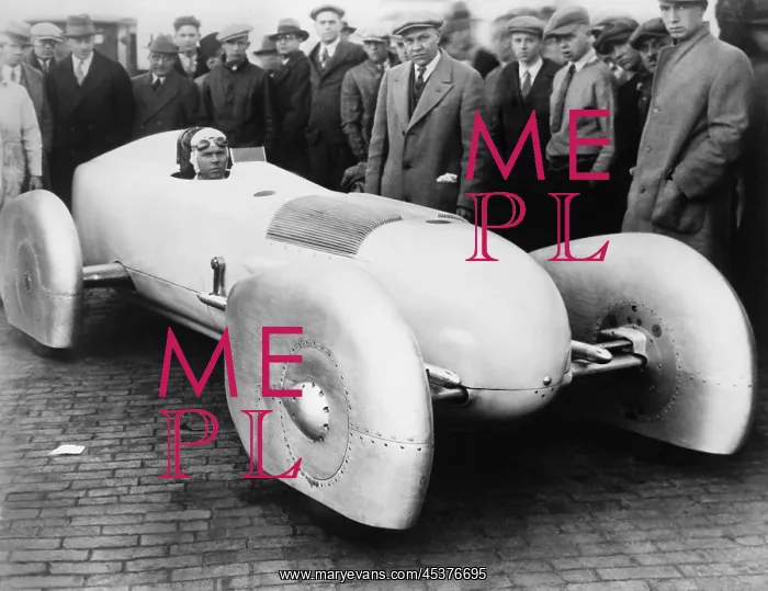: Frank Lockhart in his new Stutz Blackhawk : Frank Lockhart in his new Stutz Blackhawk