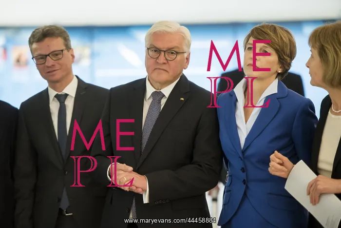: Frank-Walter Steinmeier, Elke B&, xfc;denbender & Hildegard K : Frank-Walter Steinmeier, Elke B&, xfc;denbender & Hildegard K